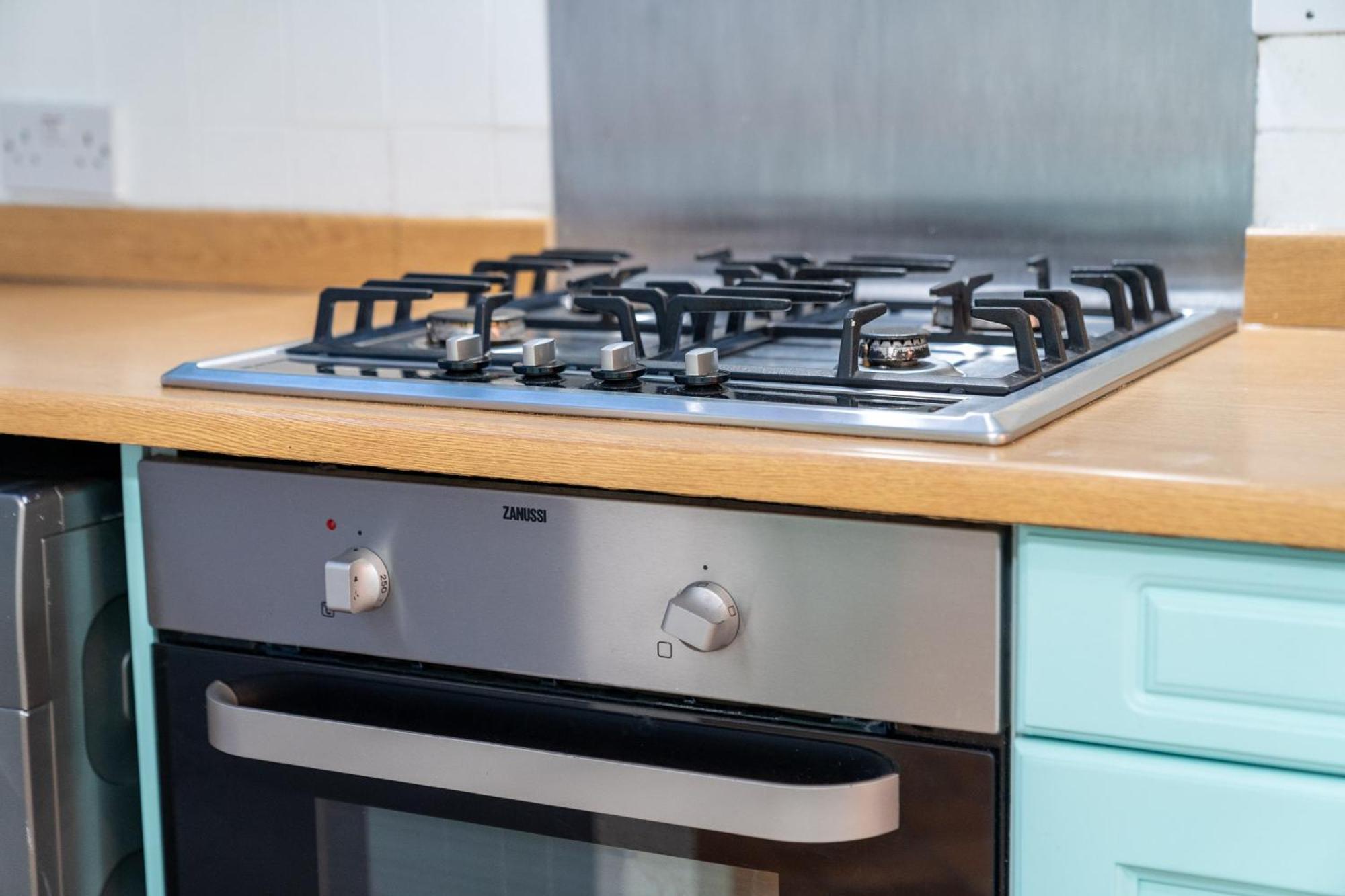 Luxury 3 Bedroom House - Harborne - Parking - Garden - Wifi & Netflix 122G Birmingham Zewnętrze zdjęcie